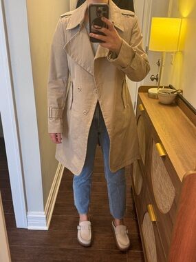 Mackage Tan Raincoat, size Large, EUC